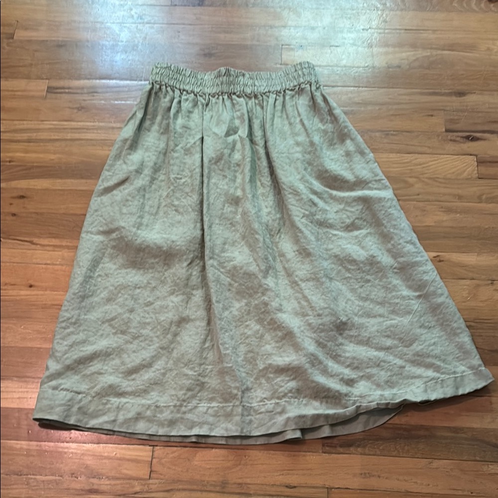 Not Perfect Linen skirt